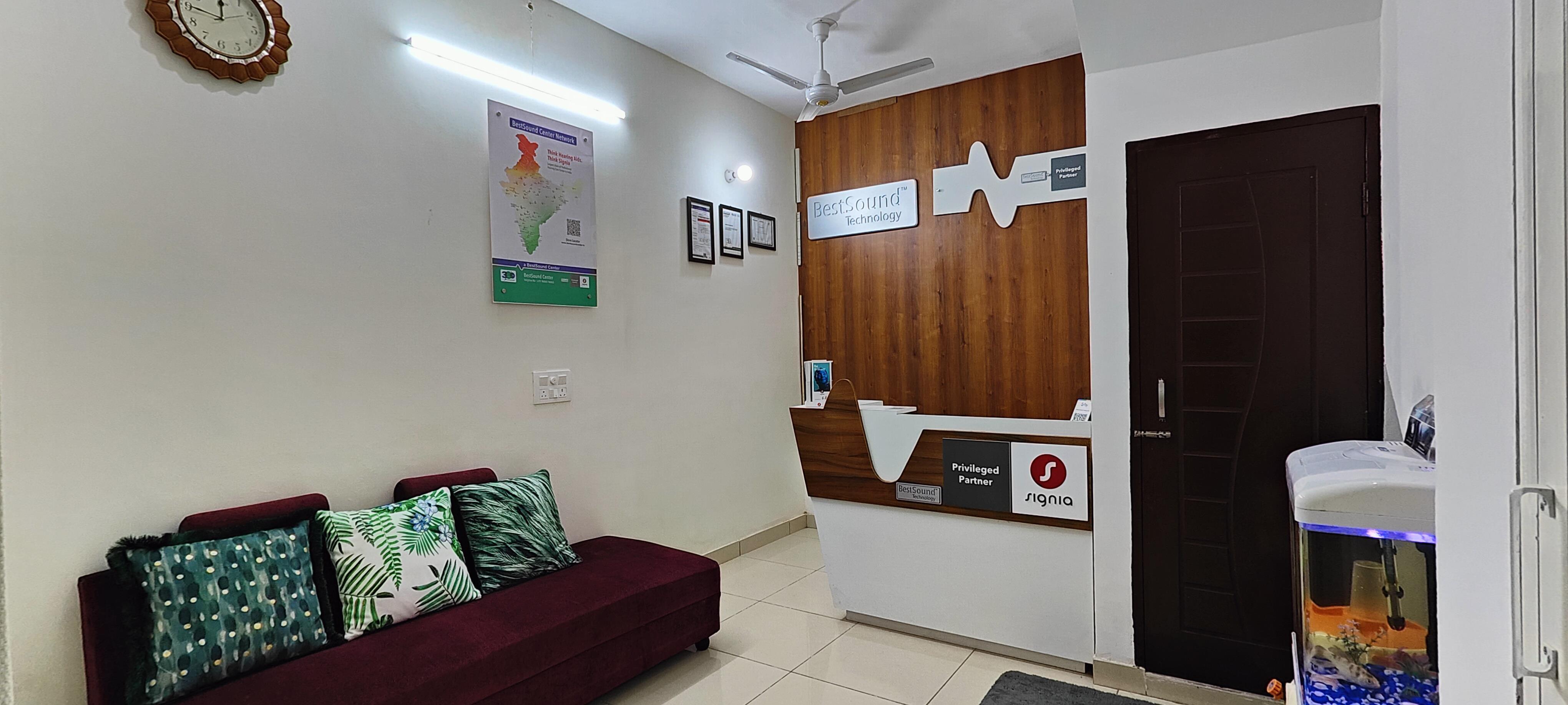 Navjeevan Speech & Hearing Clinic Dera Bassi